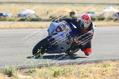 media/Oct-15-2023-TrackXperience (Sun) [[85198ff50b]]/Group 2/session 4 turn 3/